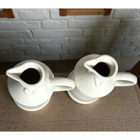 Set Of Oil & Vinegar Ceramic Cruets With Red & Green Stripes - Picture 5 of 6